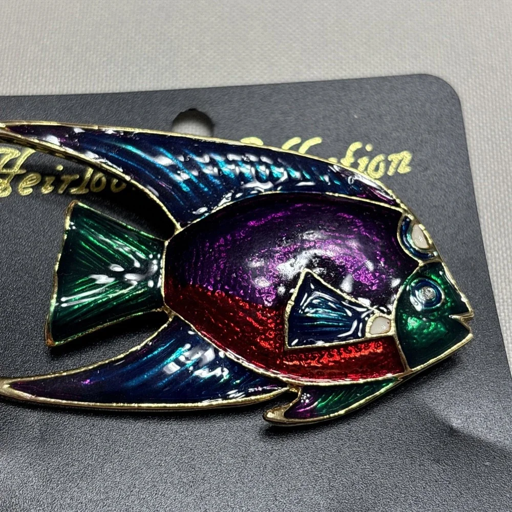 Multi color enamel fish  brooch pin 2.5